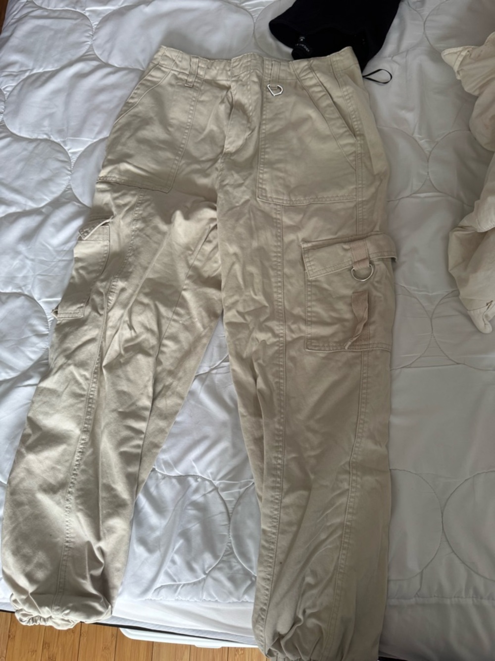 Forever 21 Light Beige Casual Pants